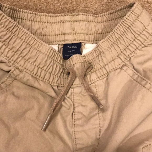 Shorts - Picture 3 of 4